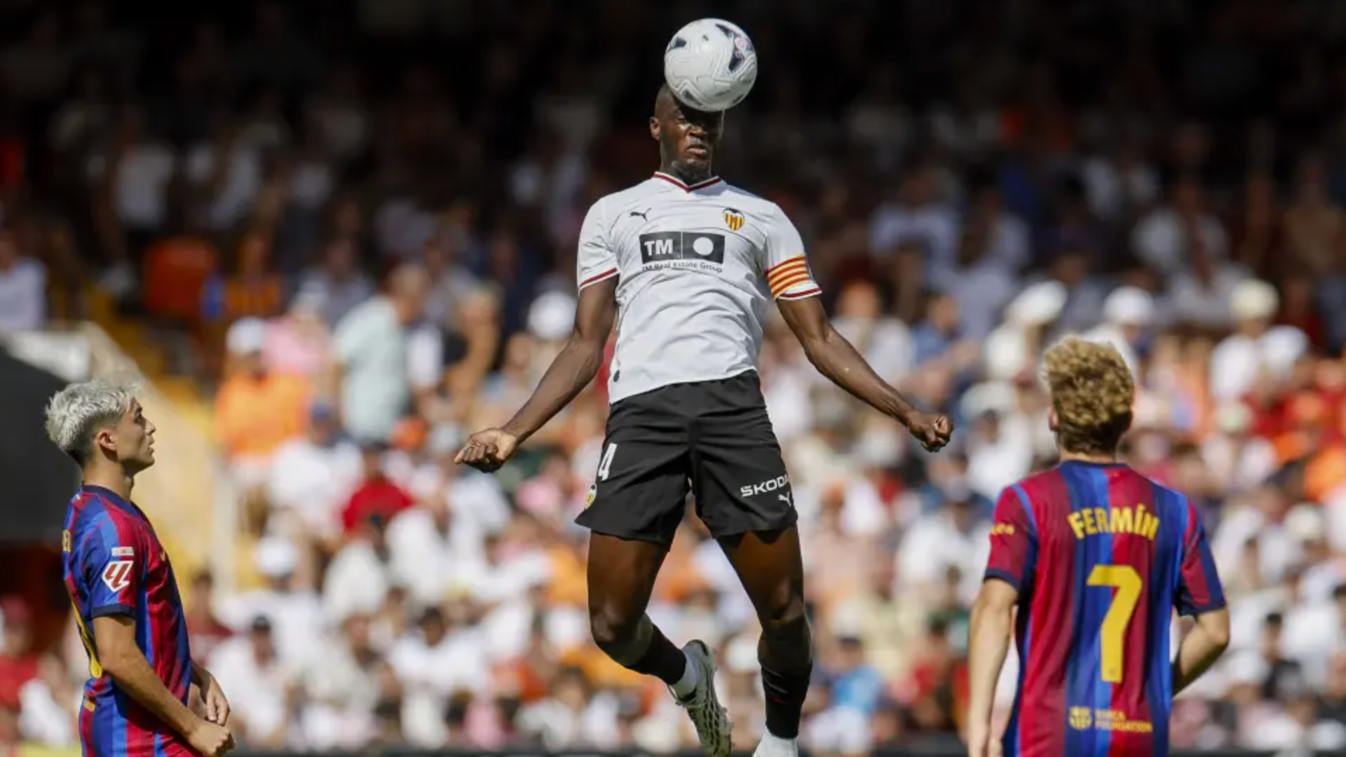 Diakhaby, lesionado ante el Barcelona Diakhaby, lesionado ante el Barcelona