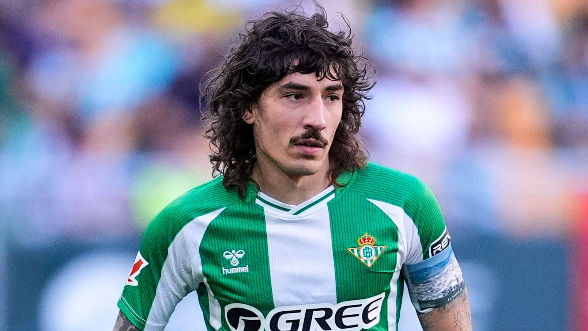 Héctor Bellerín en uno de los partidos del Real Betis