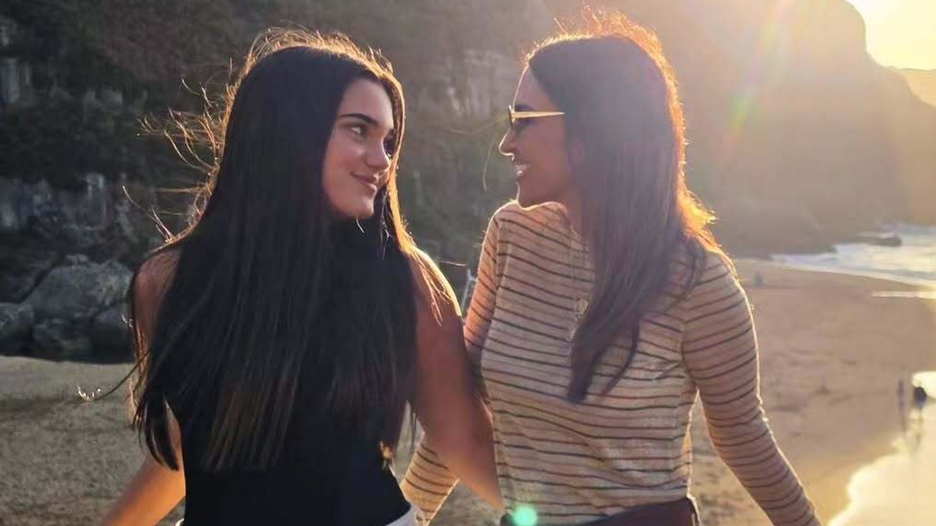 Paula Echevarría y su hija Daniela este verano Paula Echevarría y su hija Daniela este verano