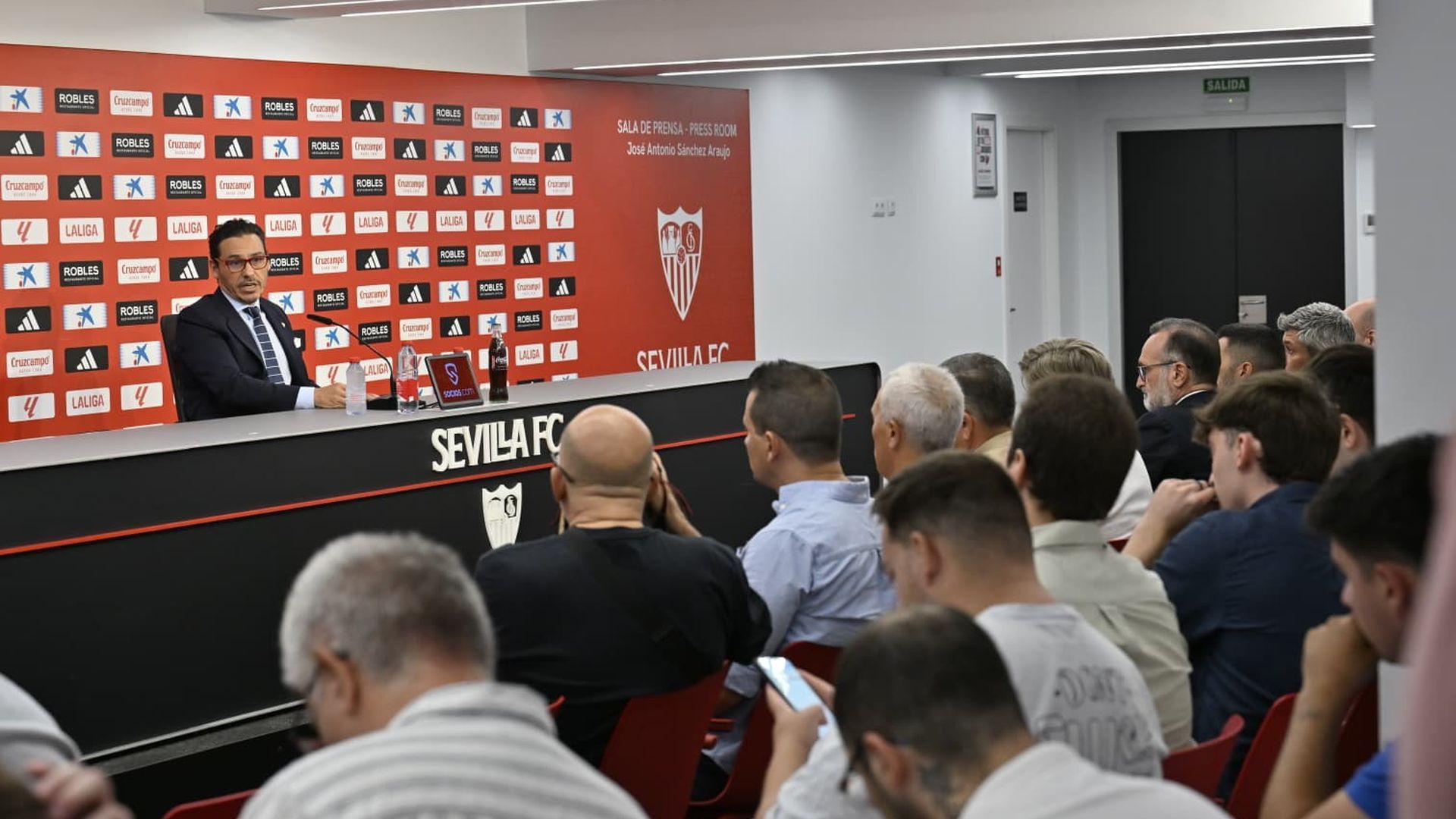José María del Nido Carrasco, en la rueda de prensa de balance del mercado