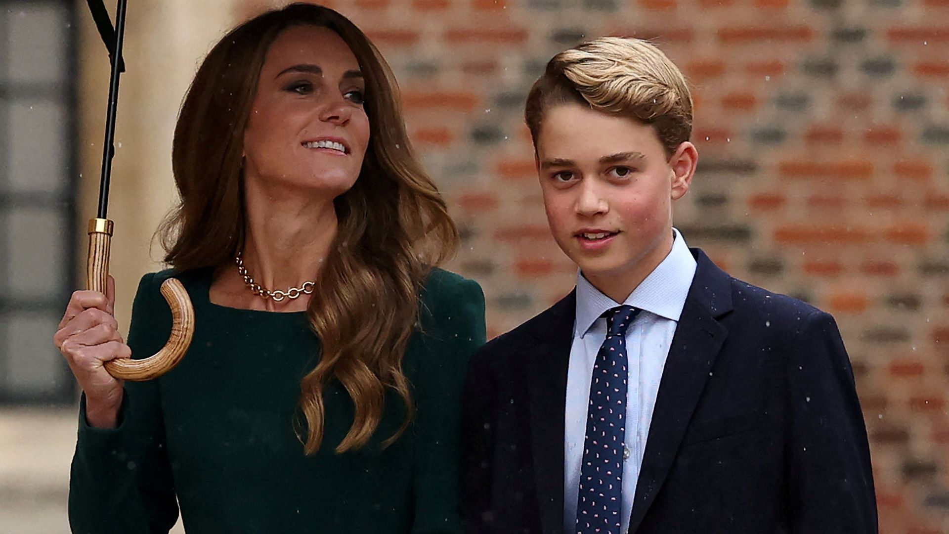 Kate Middleton junto a su hijo George este 8 de septiembre