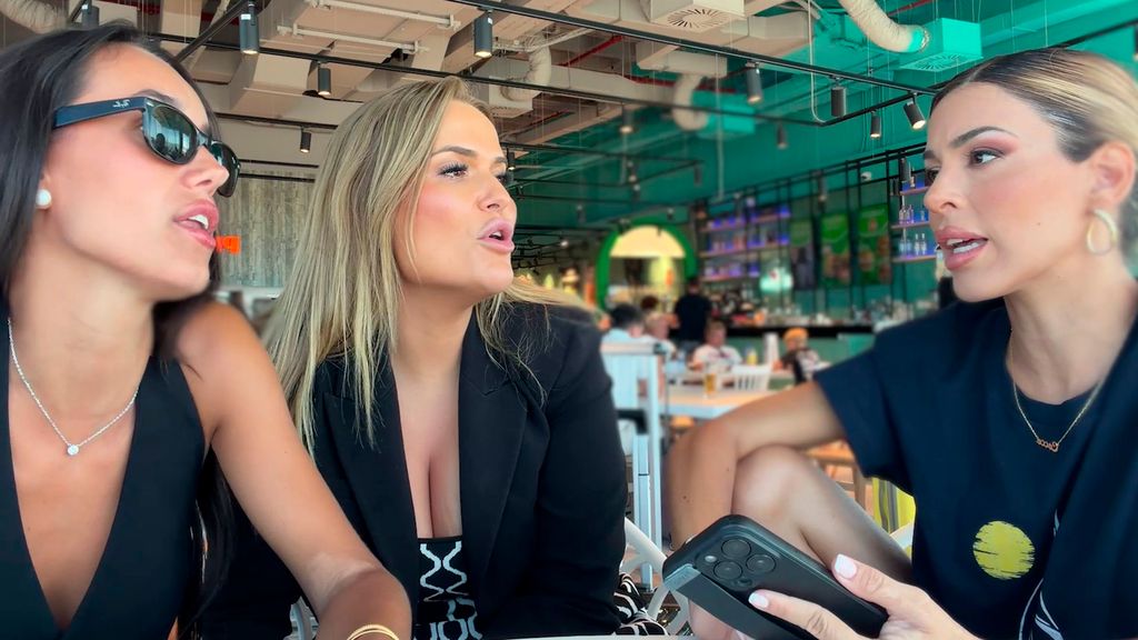 Oriana Marzoli se confiesa sobre Facundo con sus amigas Algo pasa con Oriana Temporada 1 Top Vídeos 76