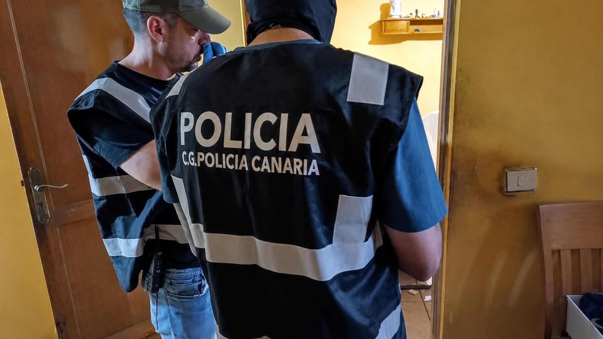 EuropaPress_7694107_agentes_policia_autonomica_operacion_panmesh_palmas_gran_canaria EuropaPress_7694107_agentes_policia_autonomica_operacion_panmesh_palmas_gran_canaria