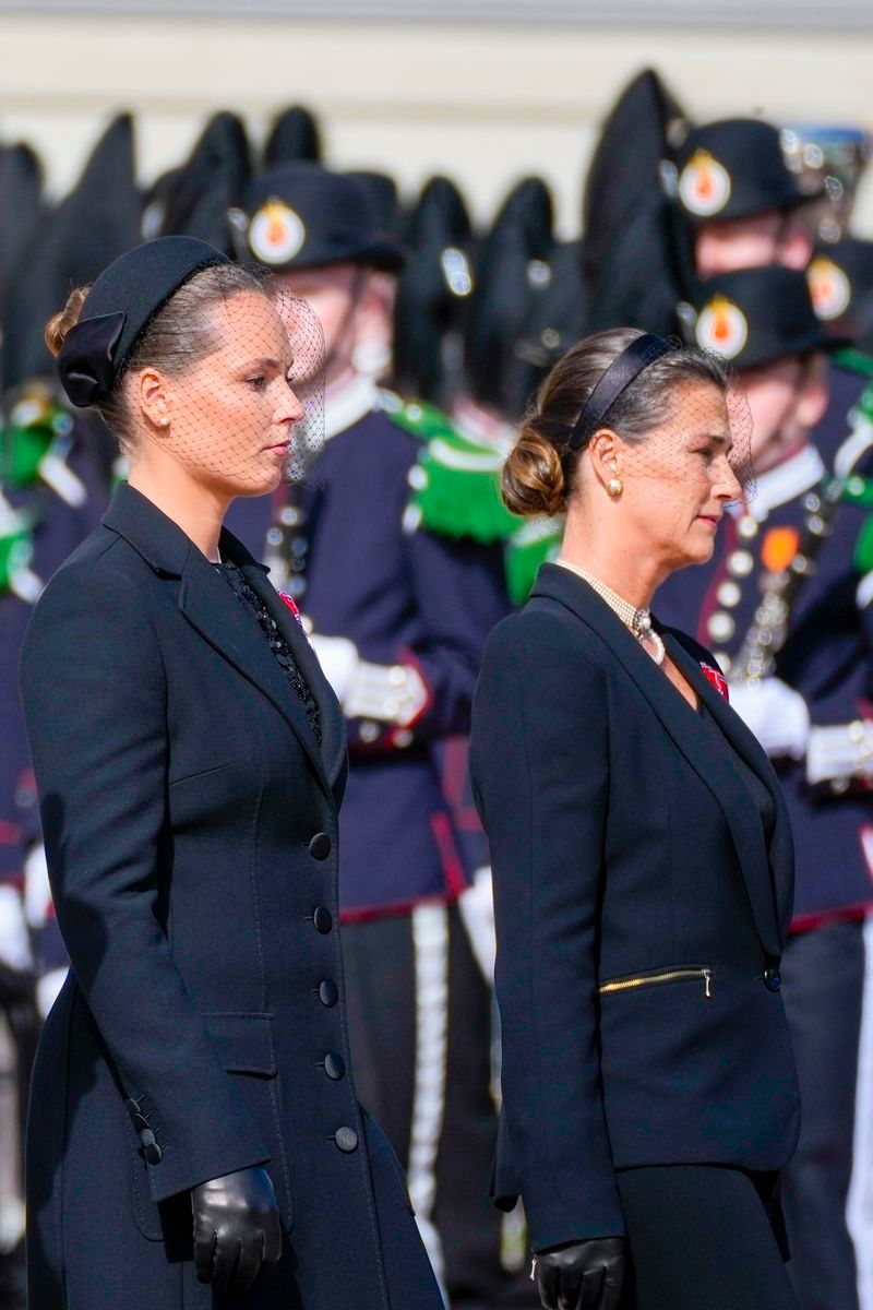 Haakon de Noruega, la princesa Ingrid, Sverre Magnus y Marta Luisa de Noruega