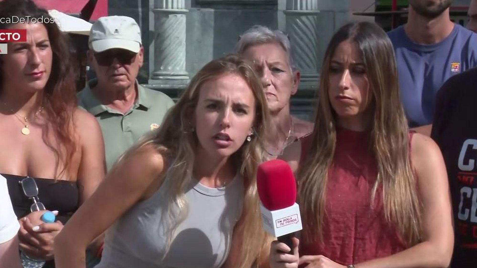 Marina, vecina de Ceuta indignada: “Quiero volver sola y borracha a mi casa y no puedo”