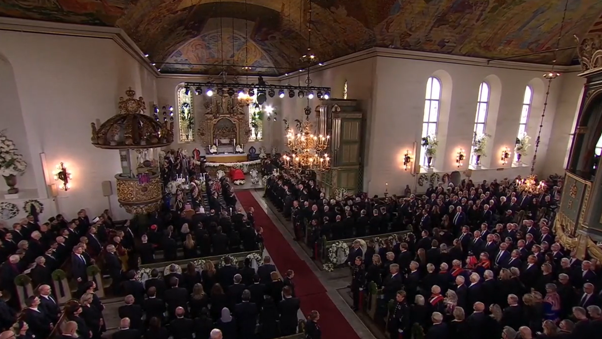 Minuto de silencio en la catedral