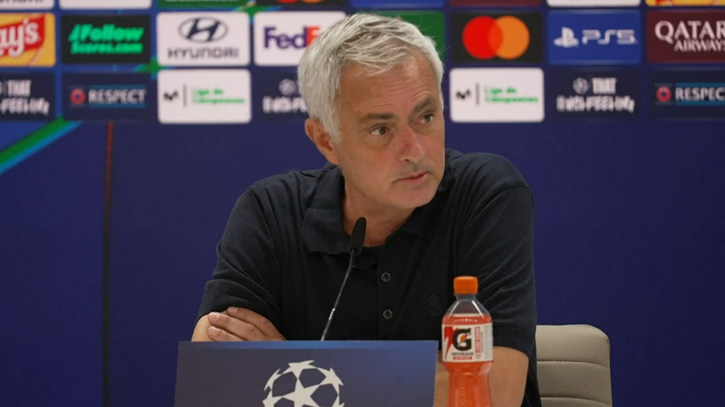 Mourinho compara a la afición del Real Madrid con la del Betis: "Con todos los respetos"