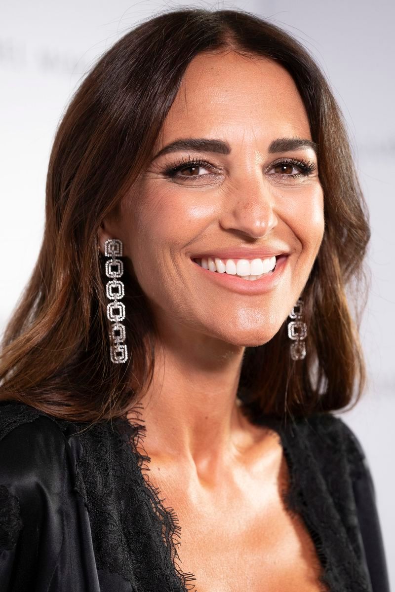 Paula Echevarría se ha emocionado durante su primer photocall tras la muerte de su padre