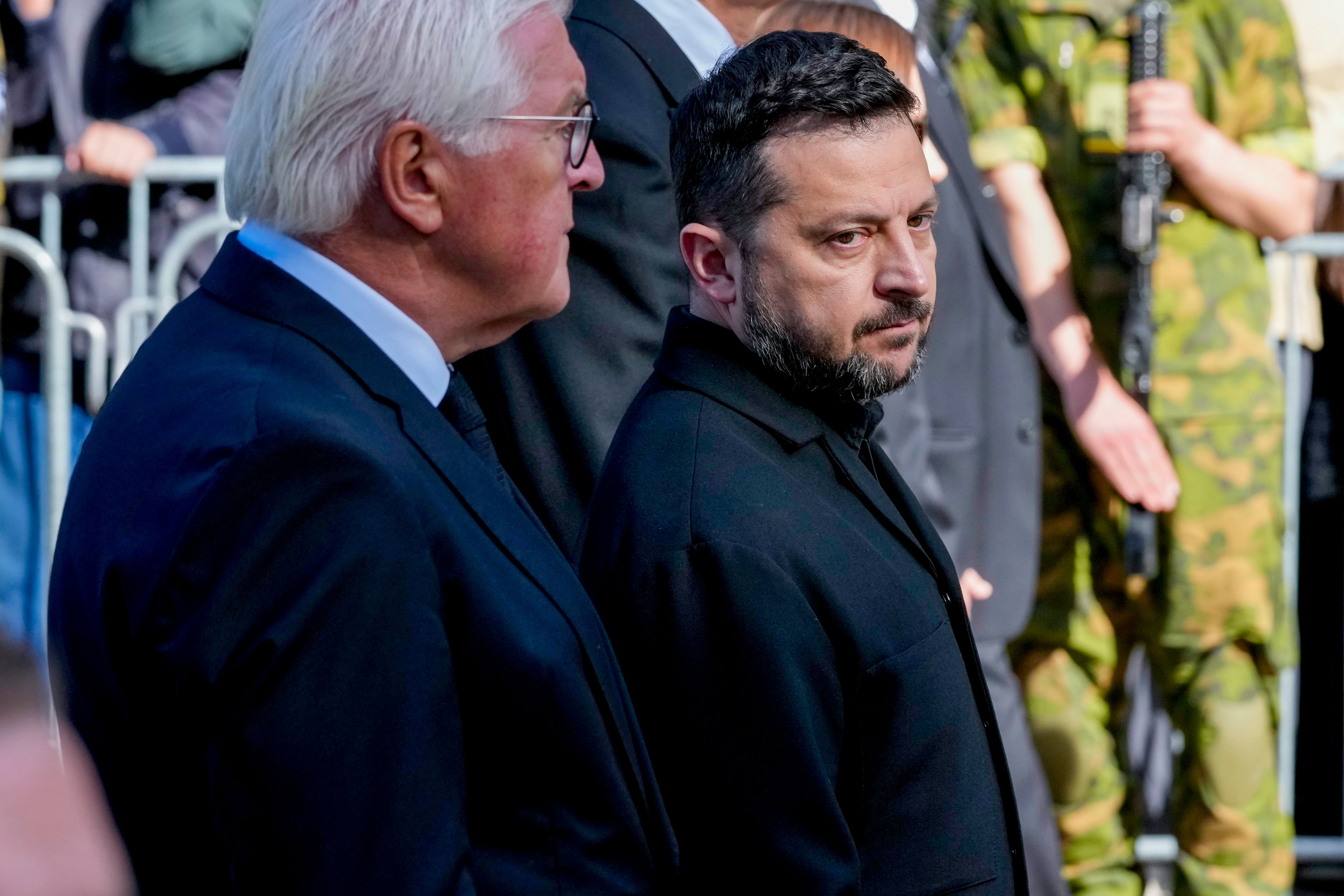 Volodímir Zelenski durante el funeral de Harald V