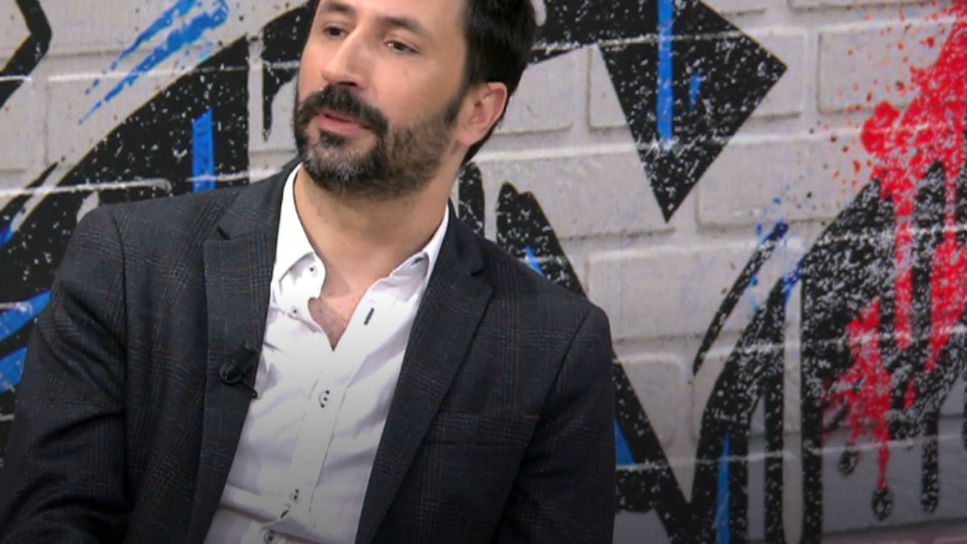 Dani Alés, cómico: “El humor amortigua el dolor de la existencia”
