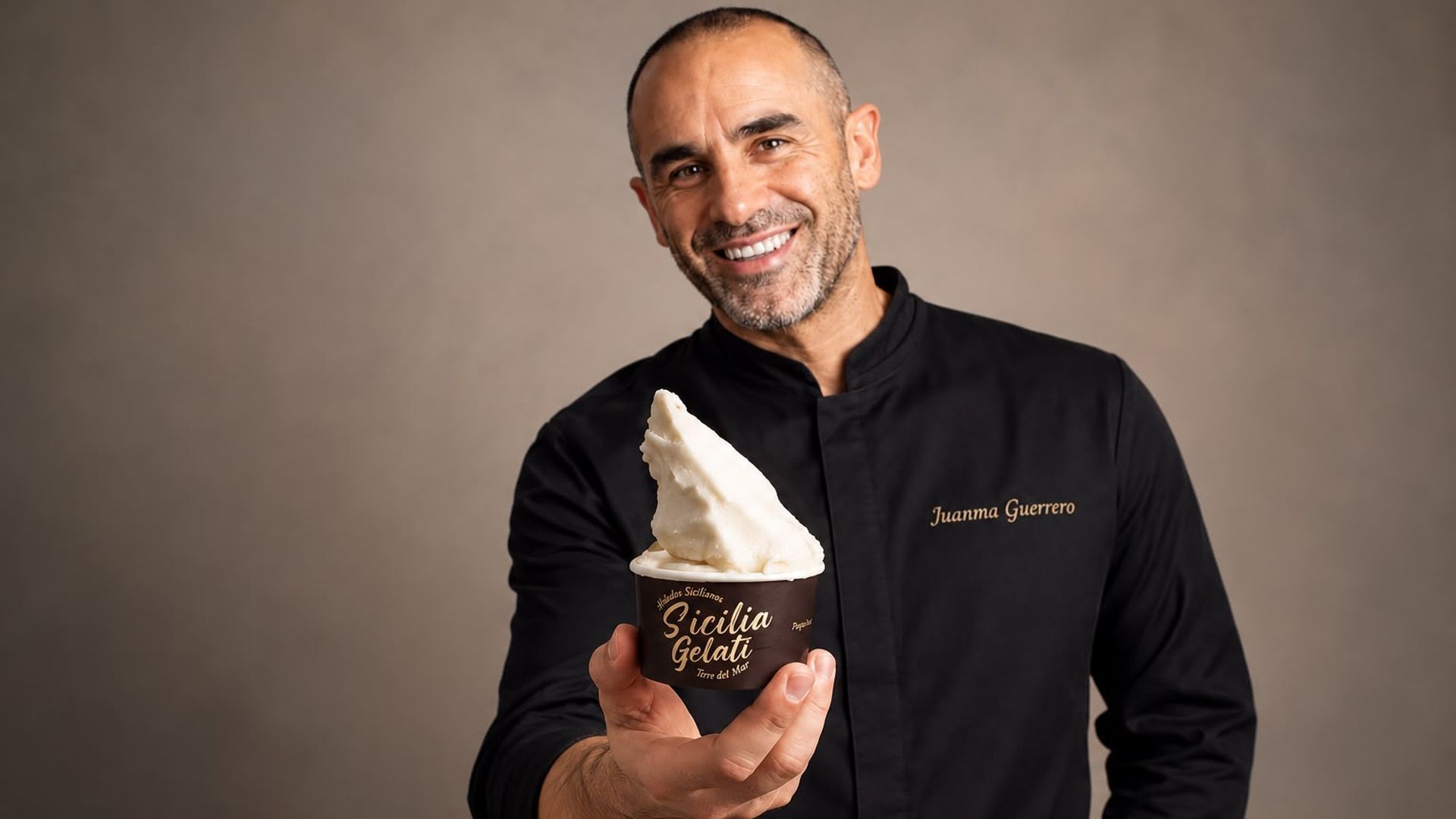 El mejor helado de Europa está en Málaga y es apto para celíacos: una base de ricota, salsa de naranja y un toque de pistacho El mejor helado de Europa está en Málaga y es apto para celíacos: una base de ricota, salsa de naranja y un toque de pistacho