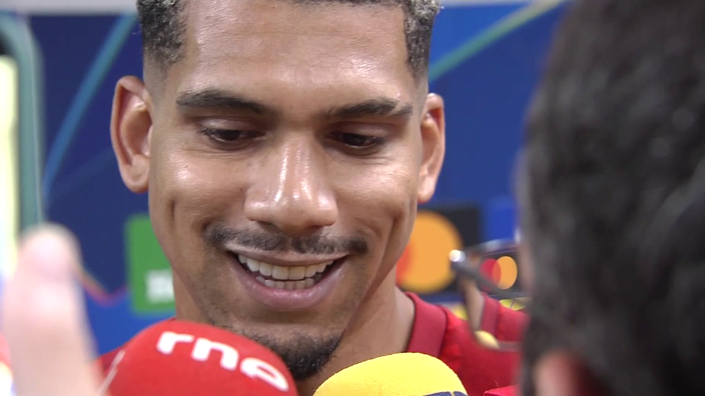 Ronald Araújo cuenta cómo fue su salida del Barça y cómo vivió el culebrón con Julián Álvarez
