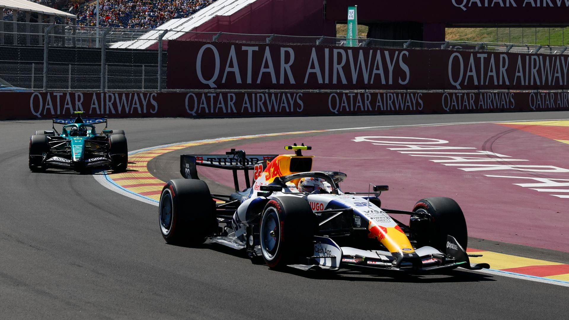 Lando Norris triunfa con la primera 'pole' en Madring: Carlos Sainz saldrá decimoséptimo y Fernando Alonso decimoctavo Lando Norris triunfa con la primera 'pole' en Madring: Carlos Sainz saldrá decimoséptimo y Fernando Alonso decimoctavo