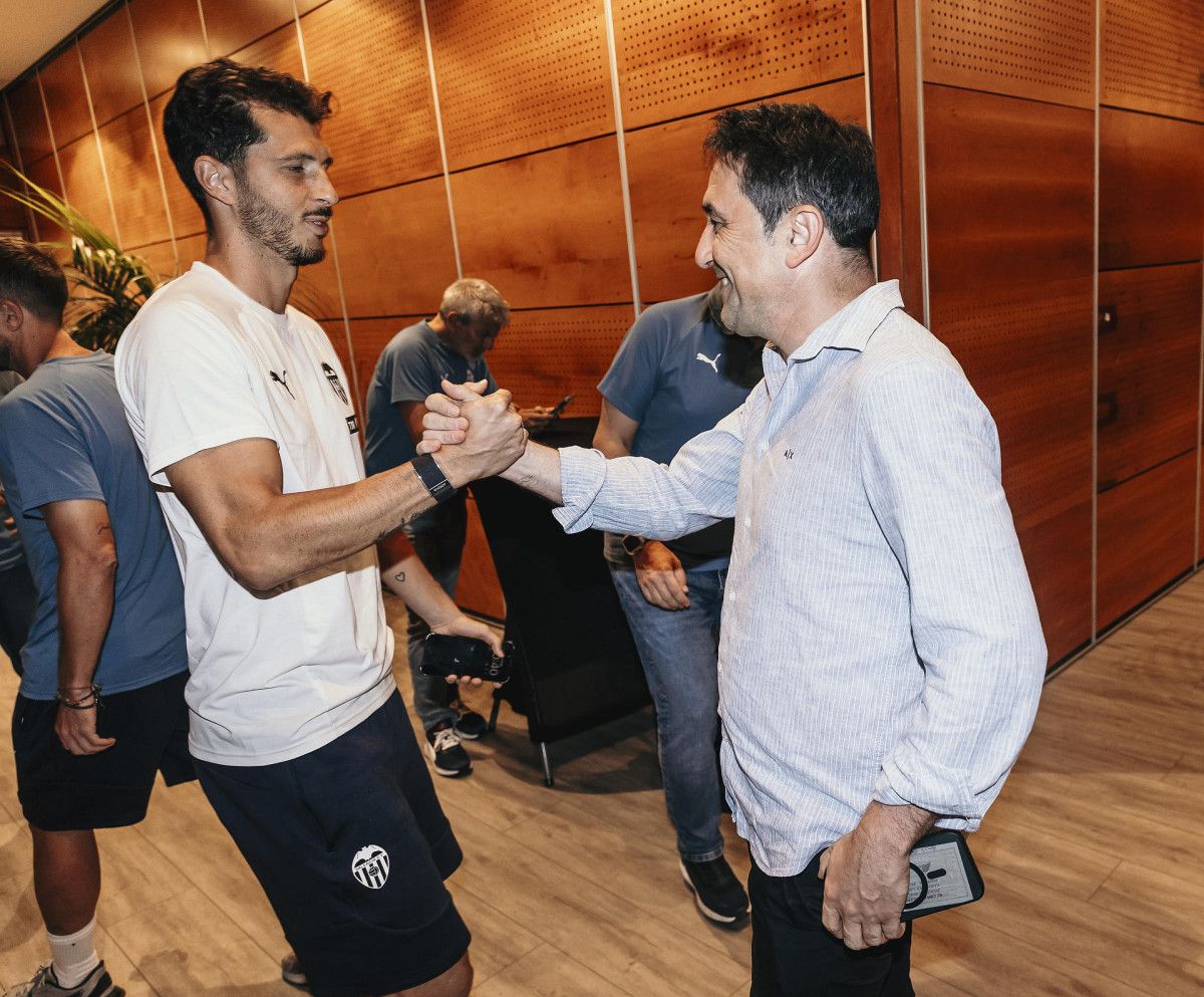 Braulio Vázquez saluda a Guido