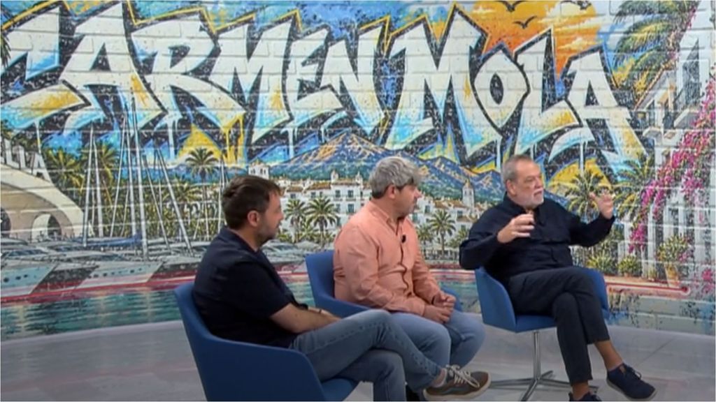 Carmen Mola explica su sistema de trabajo: “Está muy relacionado con los equipos de guion de televisión”