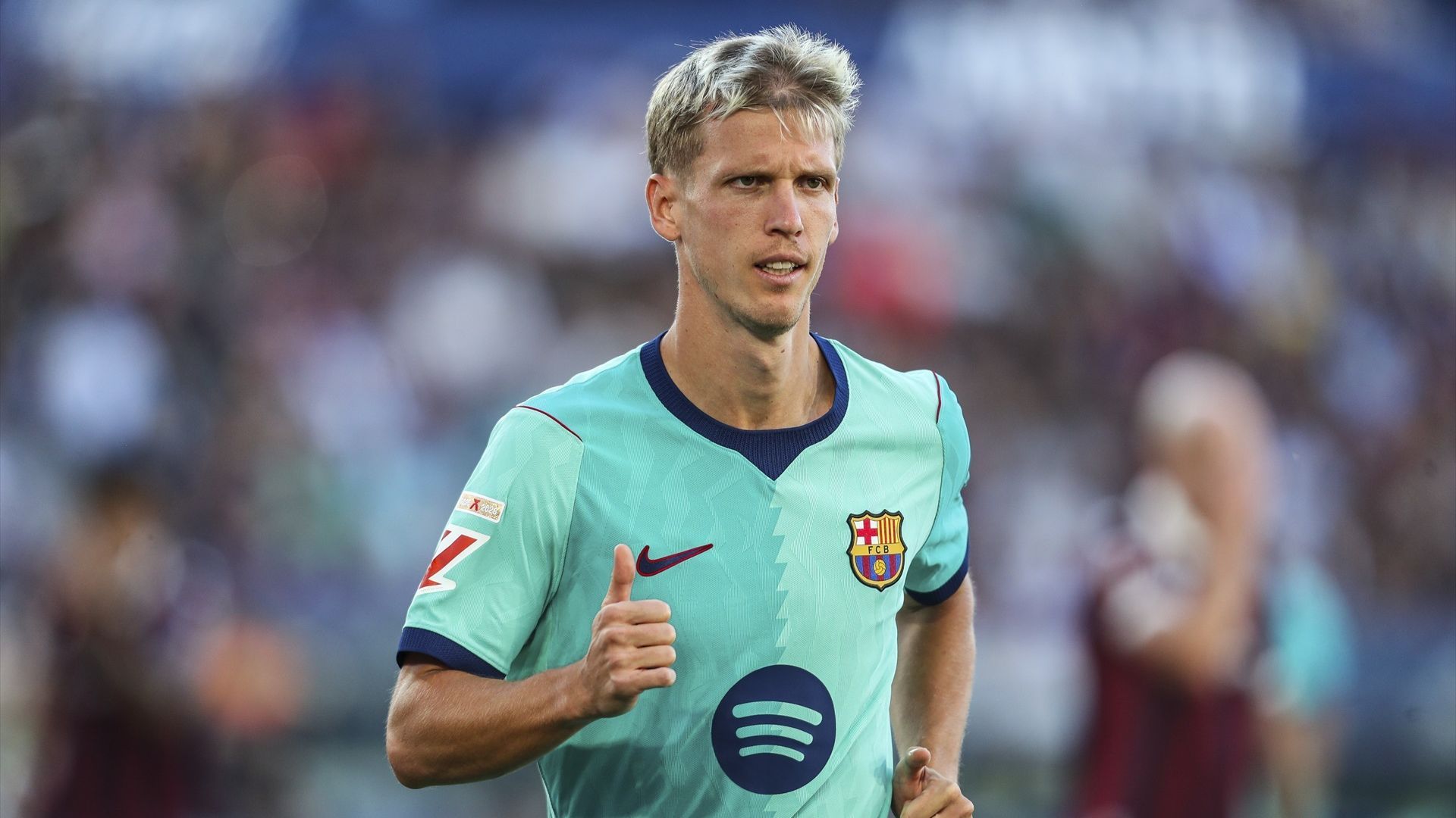 Dani Olmo durante el Levante - Barcelona de la jornada 5 Dani Olmo durante el Levante - Barcelona de la jornada 5