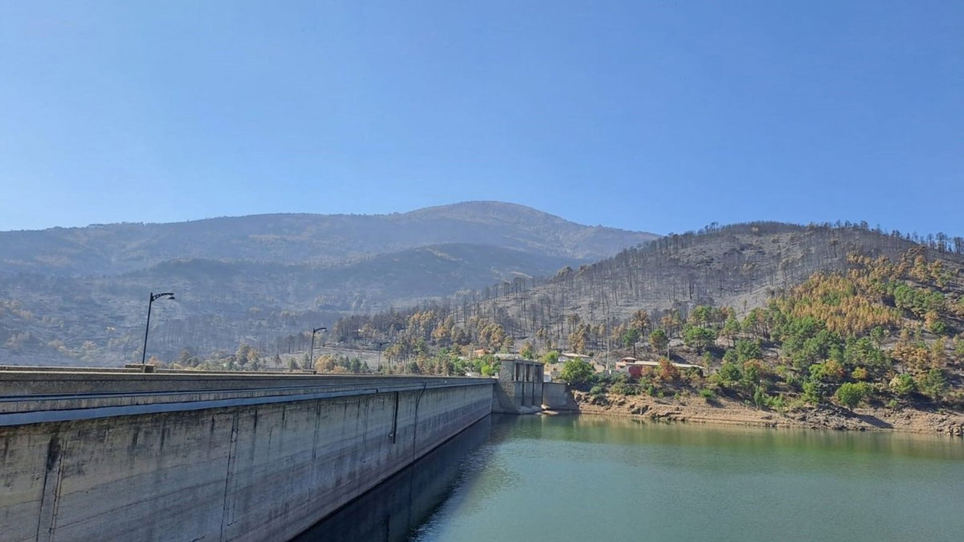 Encuentran un cadáver en el embalse de Santa María del Tiétar en Ávila Encuentran un cadáver en el embalse de Santa María del Tiétar en Ávila