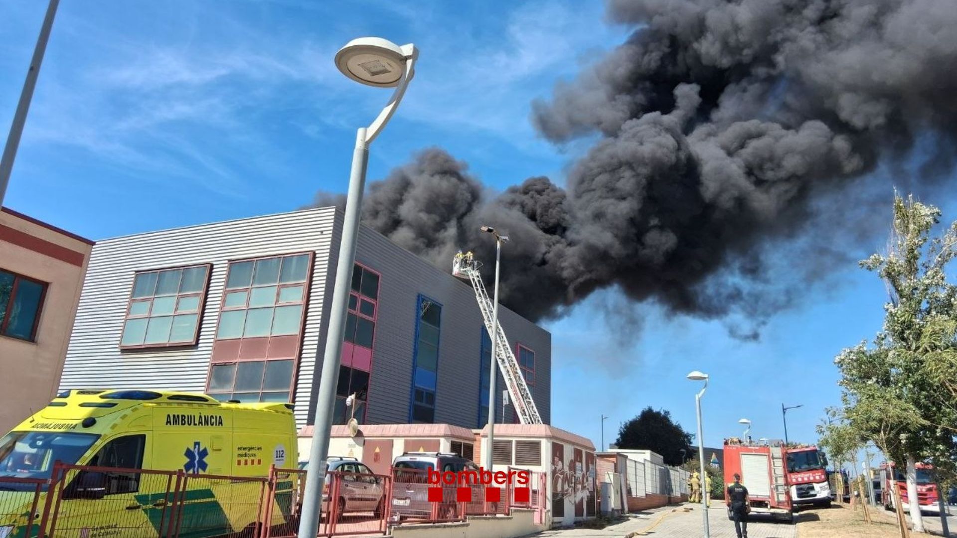 Incendio en na nave textil en Mataró Incendio en na nave textil en Mataró