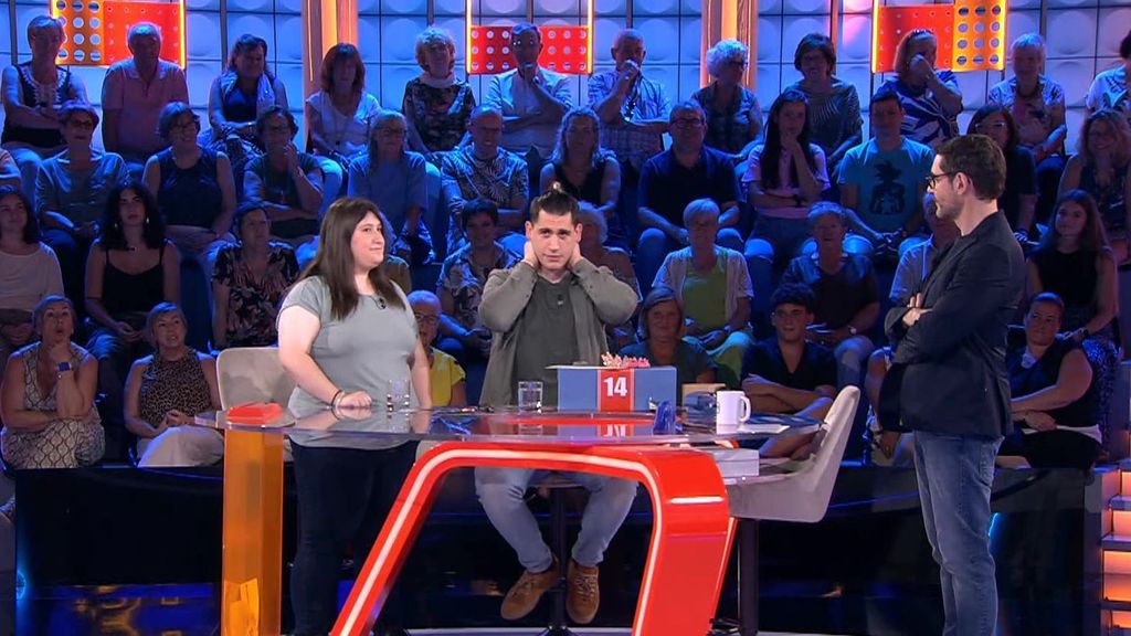 Iván, de Cáceres, esquiva al azar en ‘¡Allá tú!’: “No he visto tanto dinero junto en mi vida”