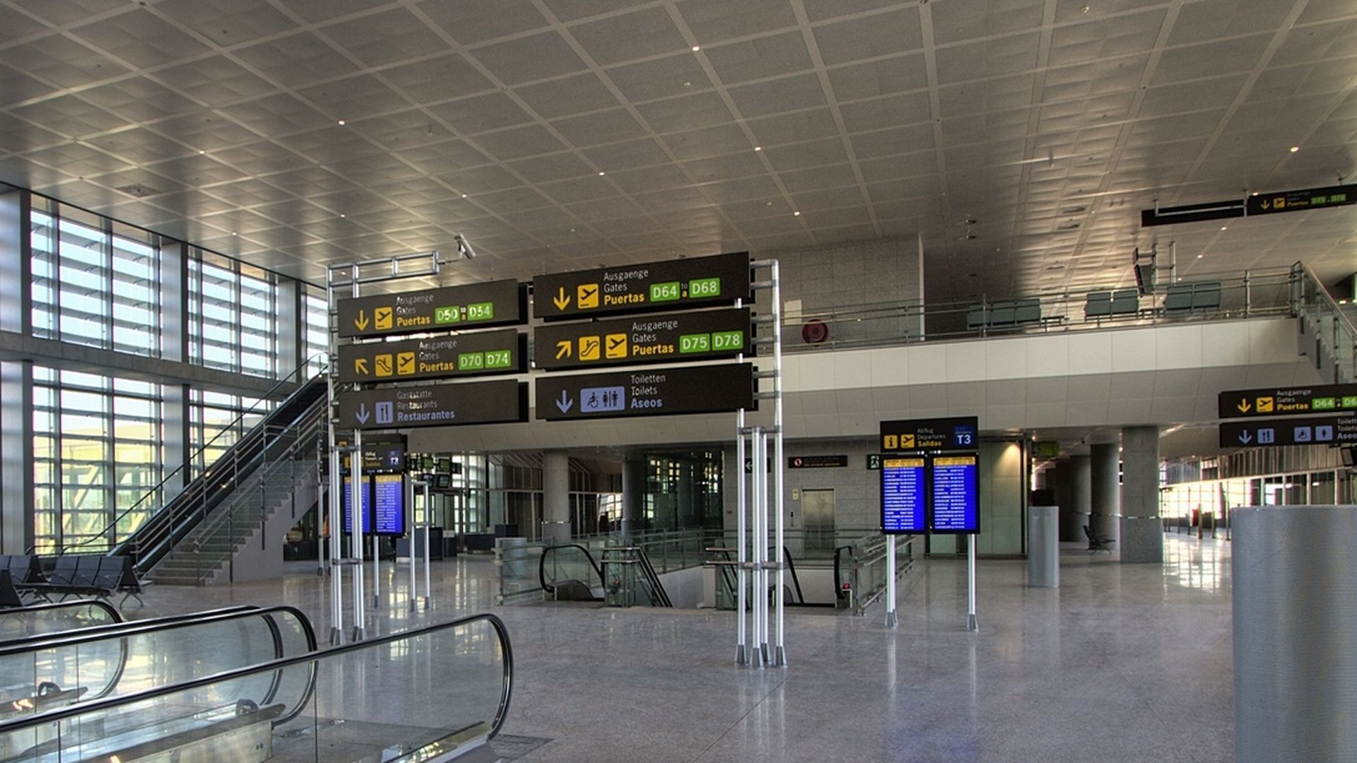 Detienen, a punto de coger un vuelo a Manchester, al conductor que atropelló a un niño de 12 años en Torremolinos, Málaga Detienen, a punto de coger un vuelo a Manchester, al conductor que atropelló a un niño de 12 años en Torremolinos, Málaga