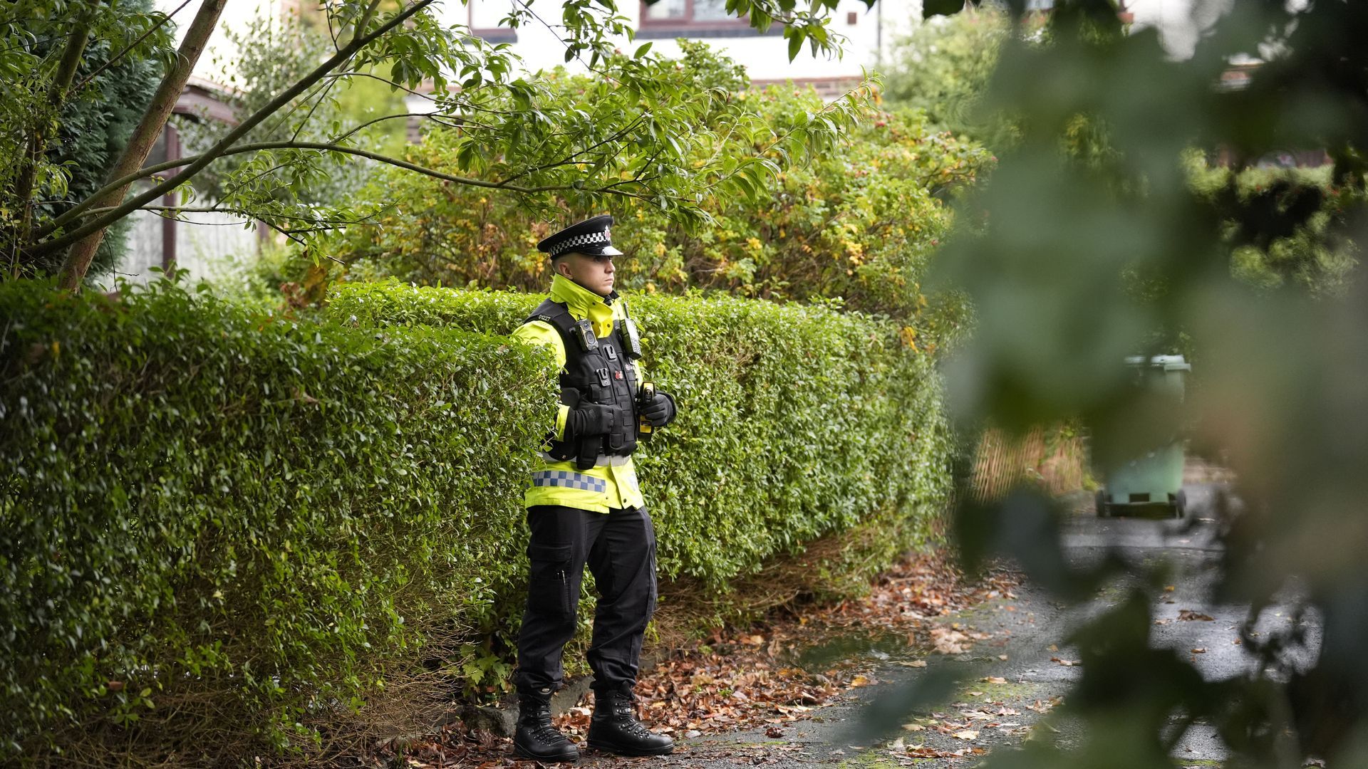Imagen de archivo de un agente de la Policía en Manchester, Reino Unido Imagen de archivo de un agente de la Policía en Manchester, Reino Unido