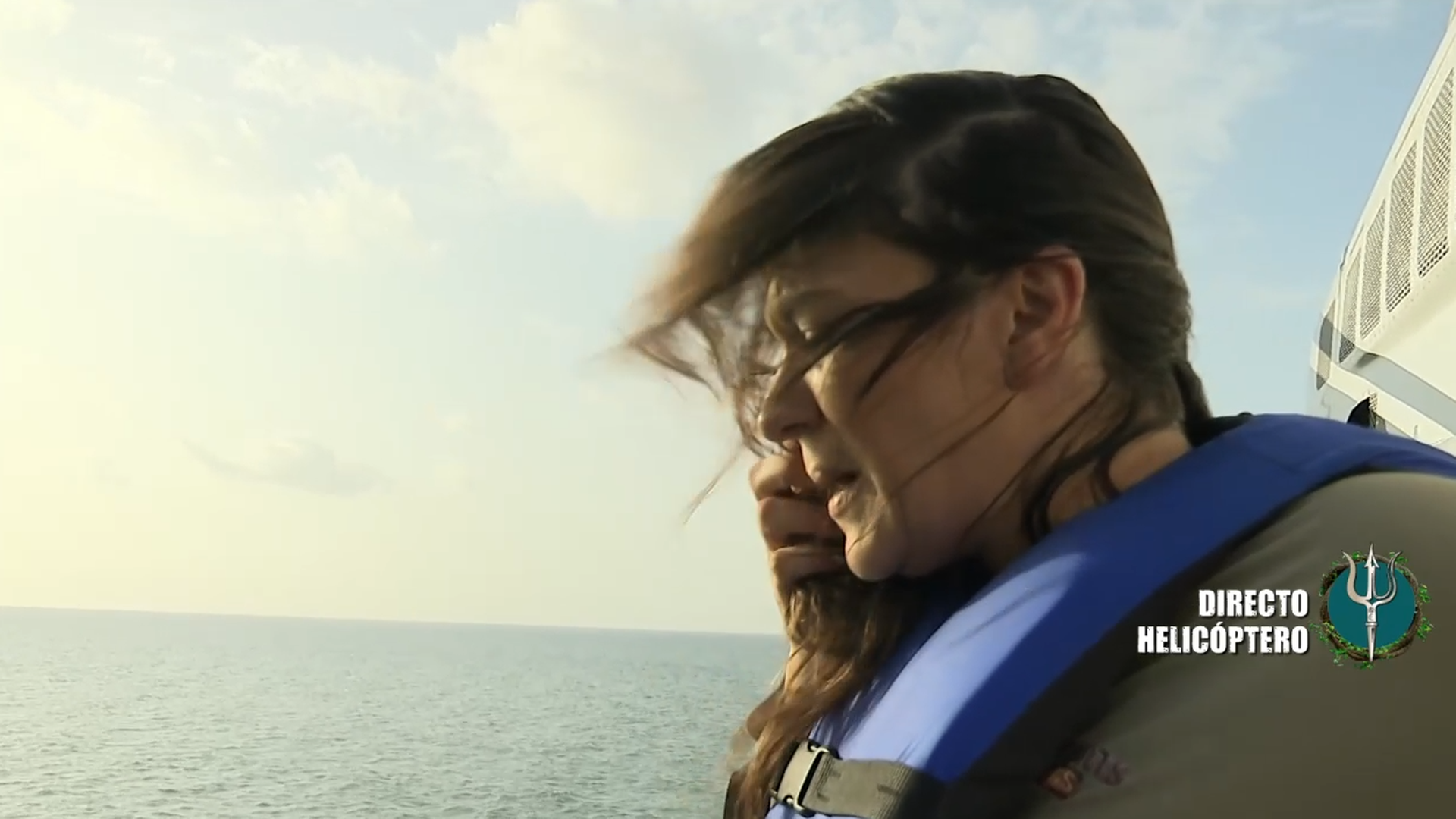 Laura Cuevas y su dedicatoria antes de saltar del helicóptero tras ser confirmada con nueva concursante de 'SV All Stars': "A mi hija, a mi madre, a la gente de redes... ¡y a ti, Jorge!" Laura Cuevas y su dedicatoria antes de saltar del helicóptero tras ser confirmada con nueva concursante de 'SV All Stars': "A mi hija, a mi madre, a la gente de redes... ¡y a ti, Jorge!"