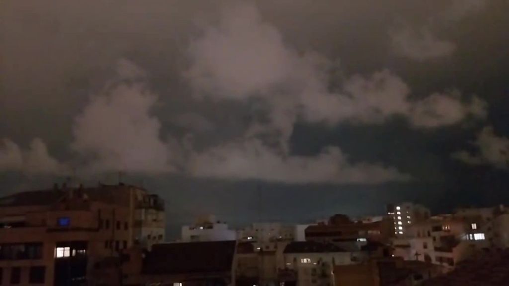 Las fuertes lluvias y tormentas dejan hasta 85 l/m2 en el área metropolitana de València