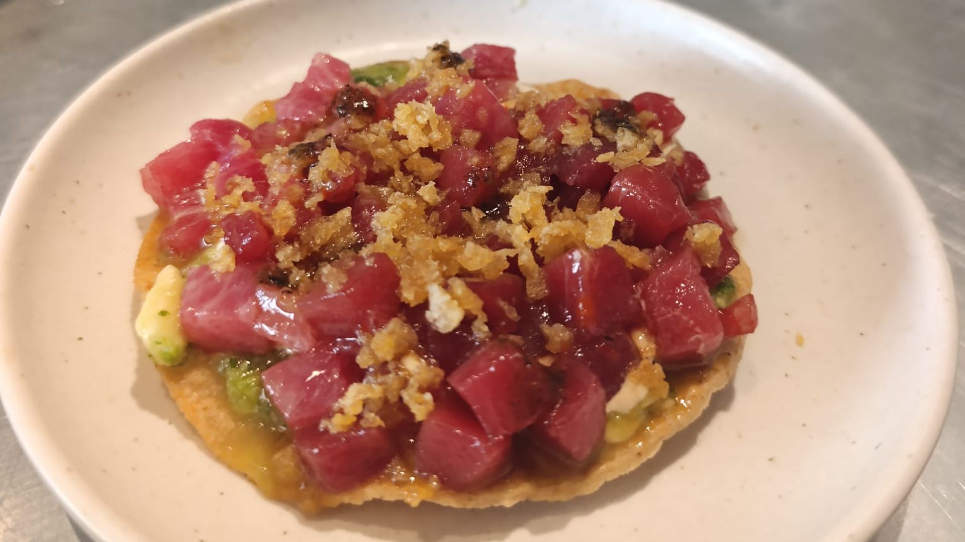 Taco de atún en La Once Mil, un clásico