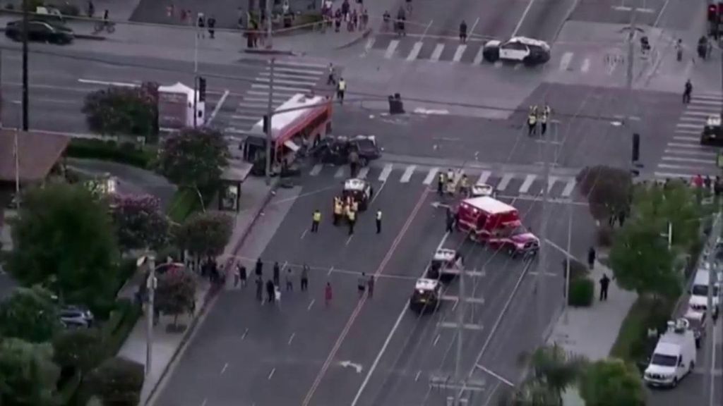 Un helicóptero de la NBC se estrella mientras cubría un accidente de tráfico