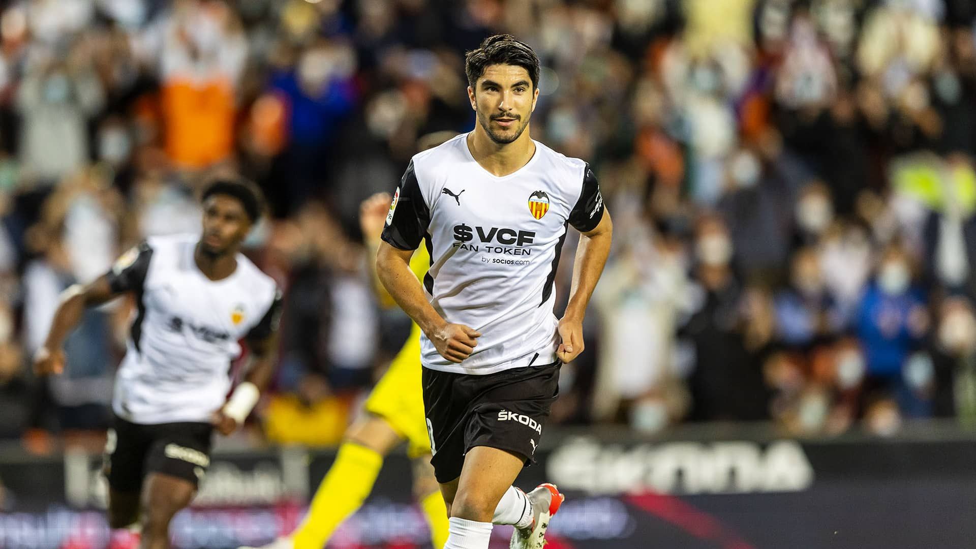 Carlos Soler vuelve a Mestalla