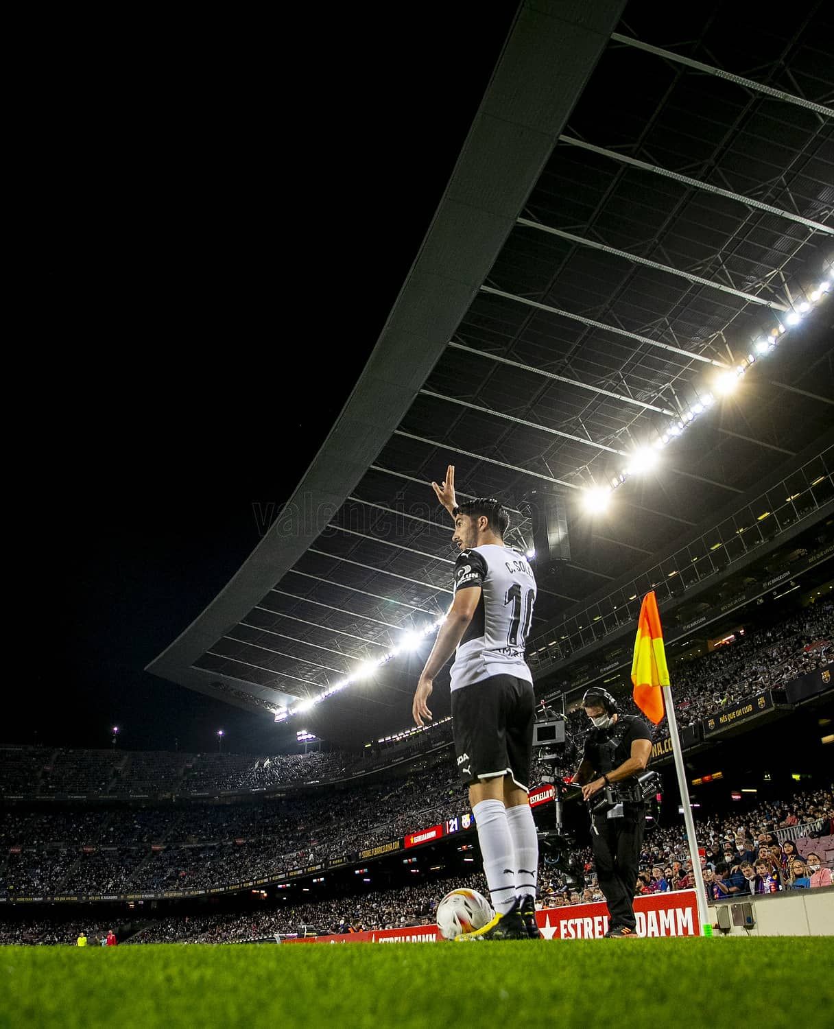 Carlos Soler vuelve a Mestalla