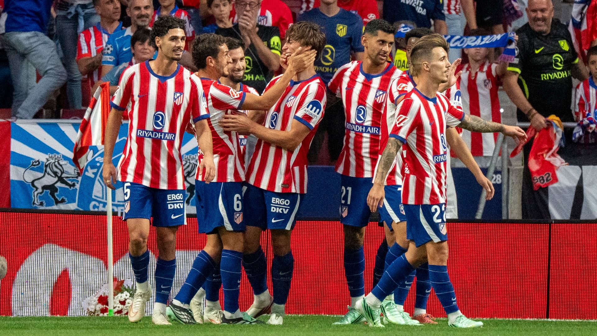 Celebración colchonera ante Osasuna Celebración colchonera ante Osasuna