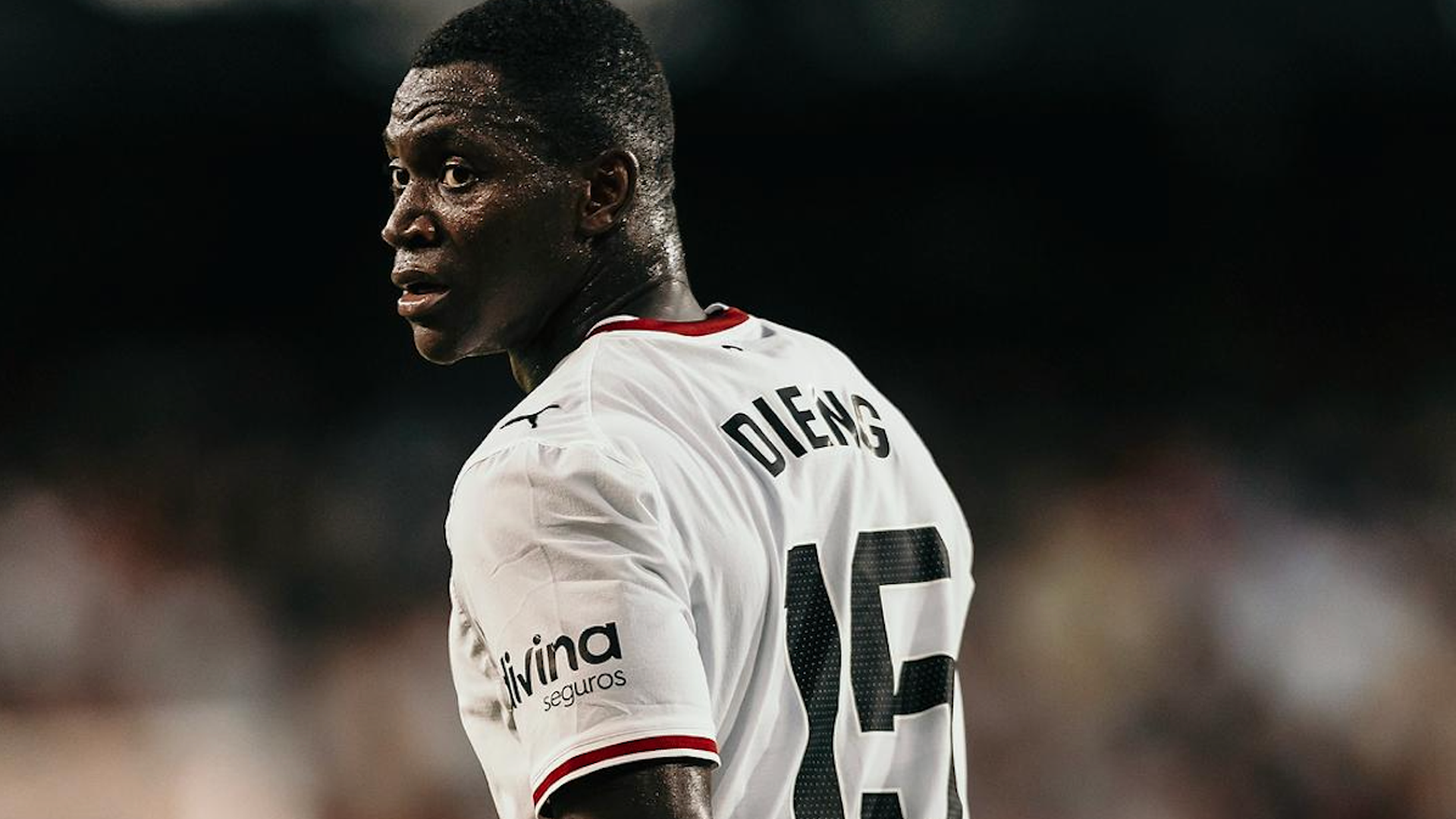 Dieng ante el Celta en Mestalla