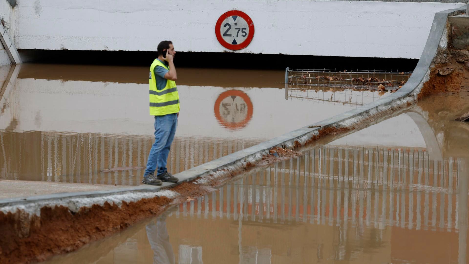 Estado en el que ha dejado la tormenta de lluvias en Valencia. Estado en el que ha dejado la tormenta de lluvias en Valencia.