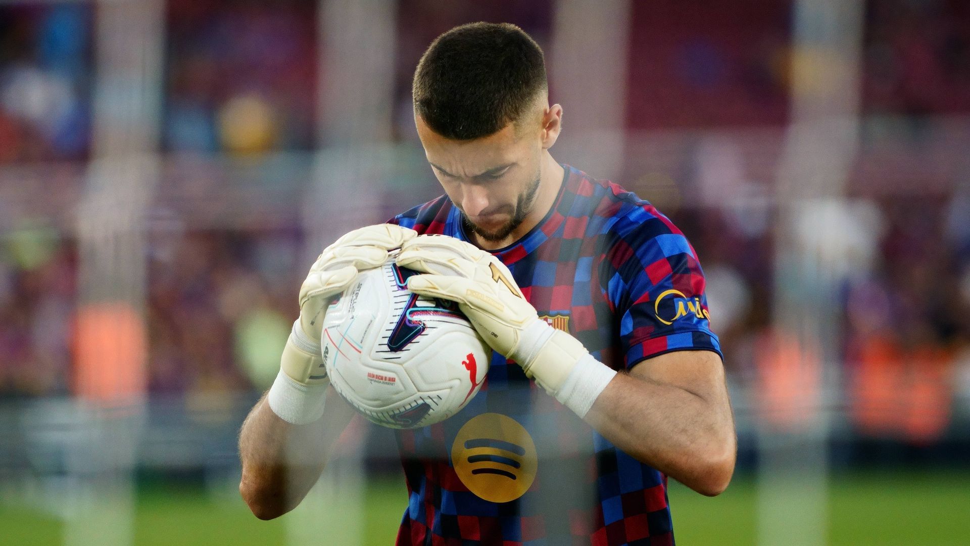 Joan García calienta con el FC Barcelona Joan García calienta con el FC Barcelona