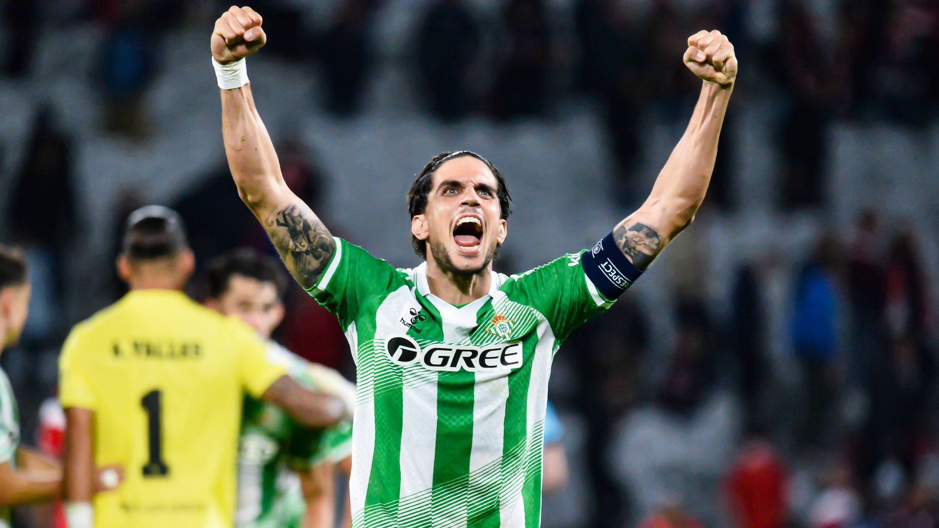 Marc Bartra, contra el Lille en Champions