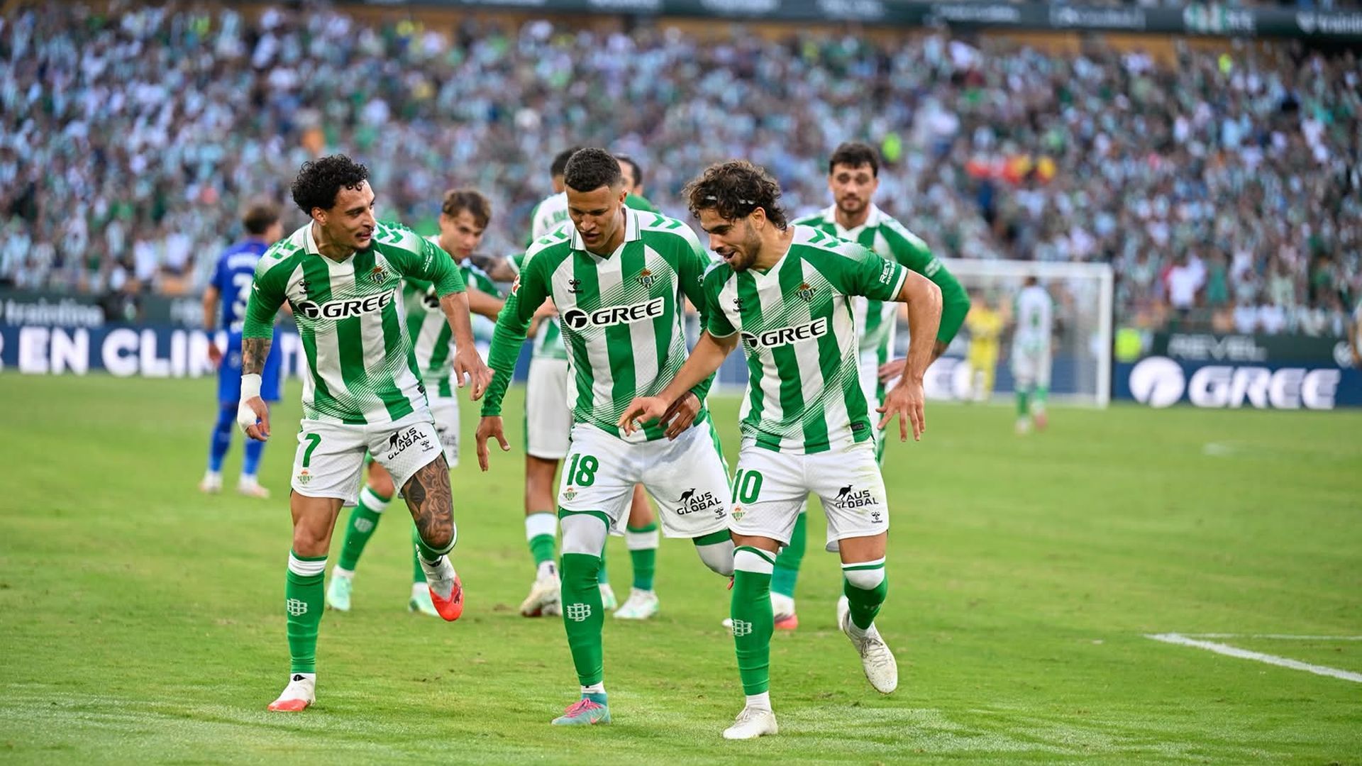 Ez Abde celebra su gol al Getafe