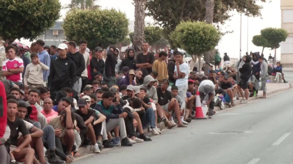 Los inmigrantes que continúan en Ceuta, en cifras: desde los campamentos a los menores tutelados
