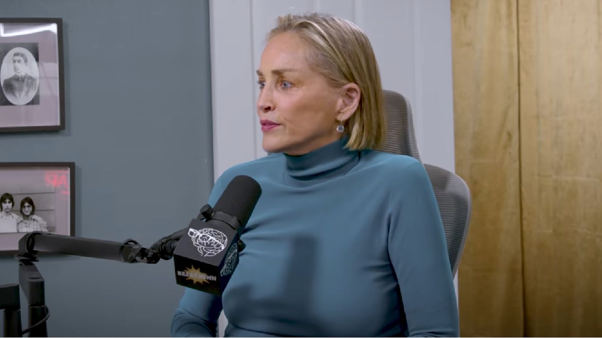 Sharon Stone durante el podcast en cuestión