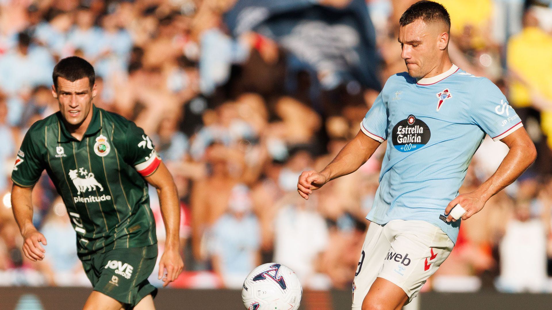 Álvaro Mantilla, durante el Celta - Racing. Álvaro Mantilla, durante el Celta - Racing.