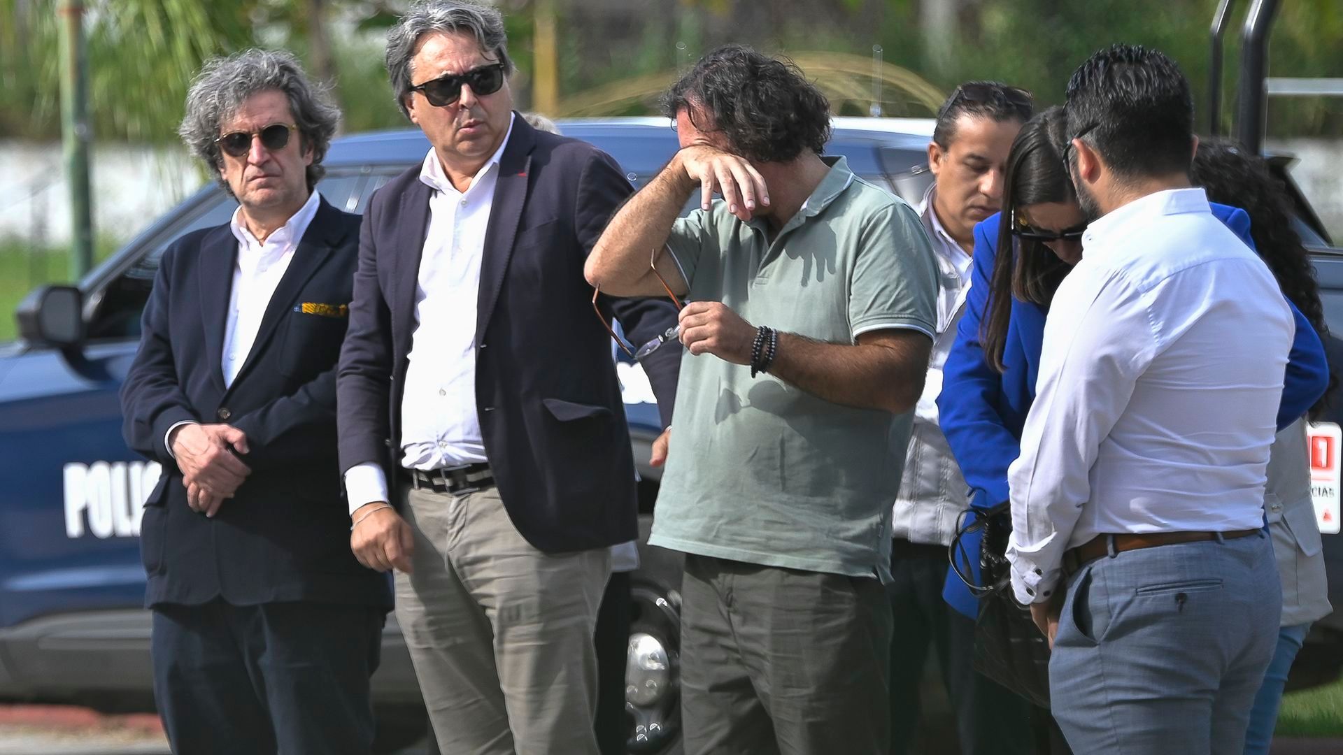 Las dolorosas imágenes del padre de Claudia Tacoronte al visitar el lugar donde asesinaron a su hija en México Las dolorosas imágenes del padre de Claudia Tacoronte al visitar el lugar donde asesinaron a su hija en México