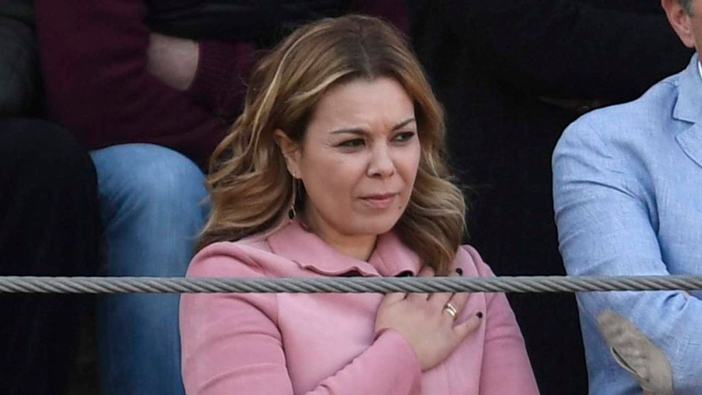 María José Campanario, sobre la guerra de Juls Janeiro y Belén Esteban: "Por fin se le ha puesto la corona de reina a mi hija" Fiesta 2026 Top Vídeos 1375