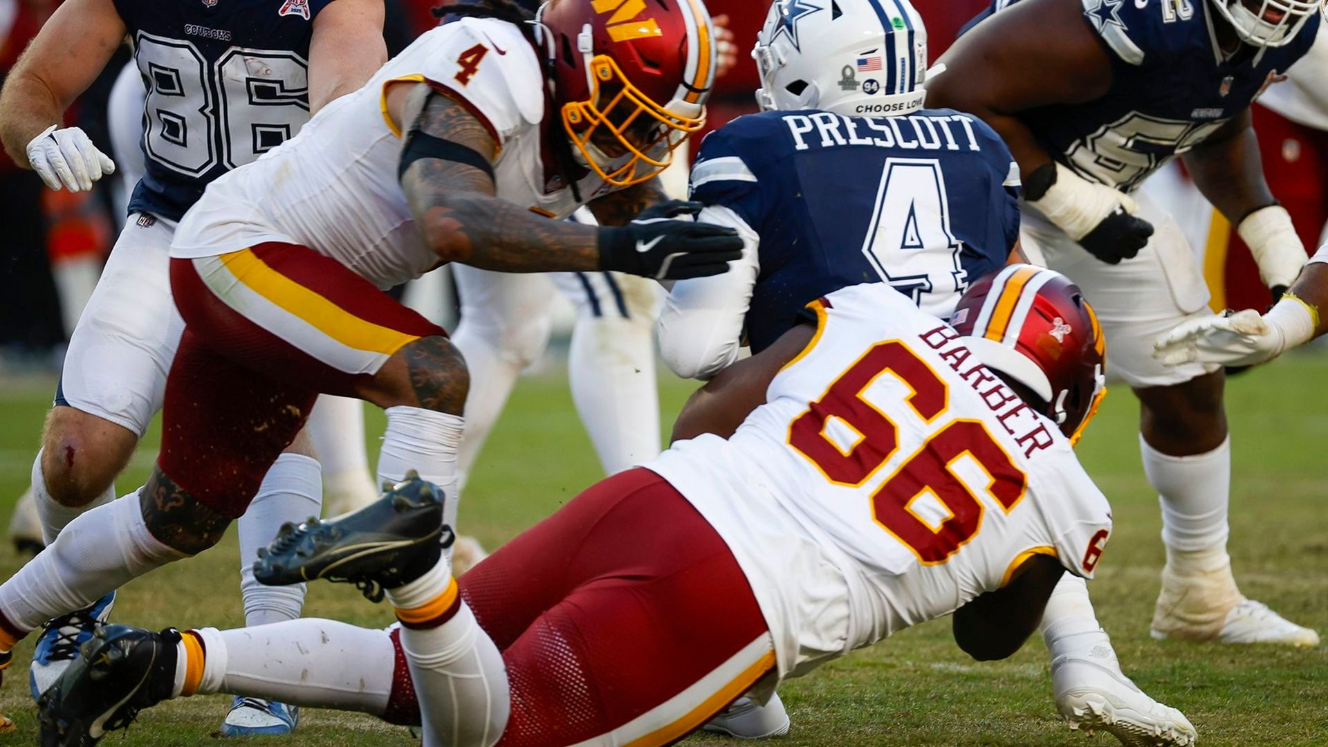 Dak Prescott en el último enfrentamiento entre Cowboys y Commanders Dak Prescott en el último enfrentamiento entre Cowboys y Commanders