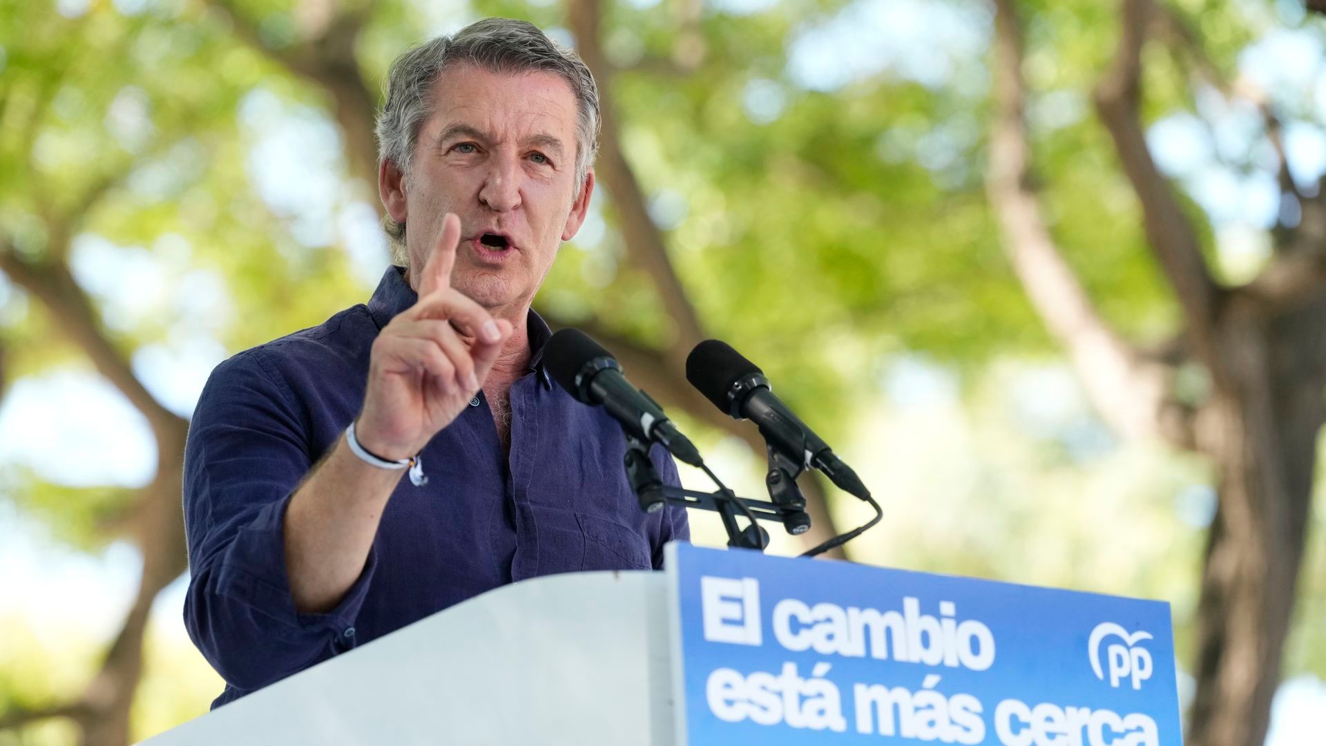 Feijóo pide revisar cómo se concede, se mantiene y "se puede perder" la nacionalidad Feijóo pide revisar cómo se concede, se mantiene y "se puede perder" la nacionalidad