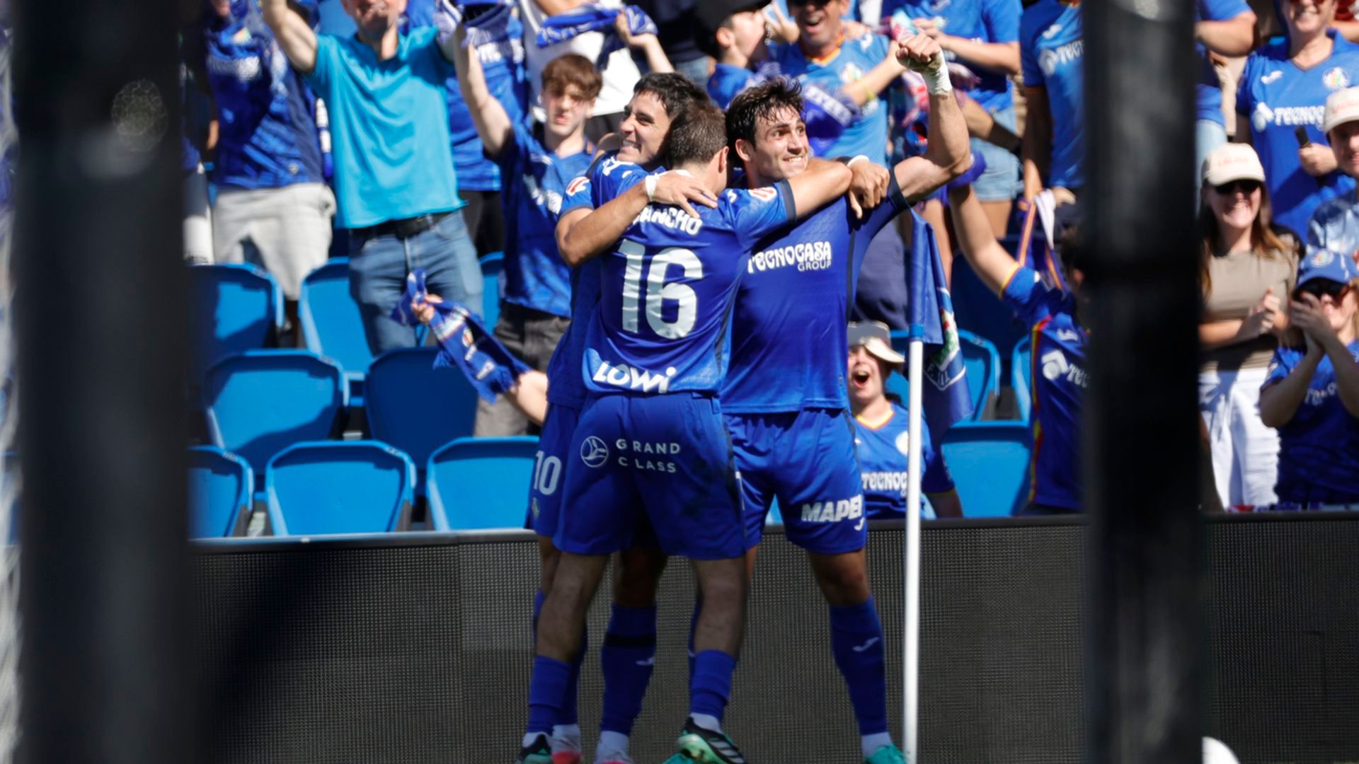 Iván Azón celebra su gol en el Getafe-Málaga Iván Azón celebra su gol en el Getafe-Málaga