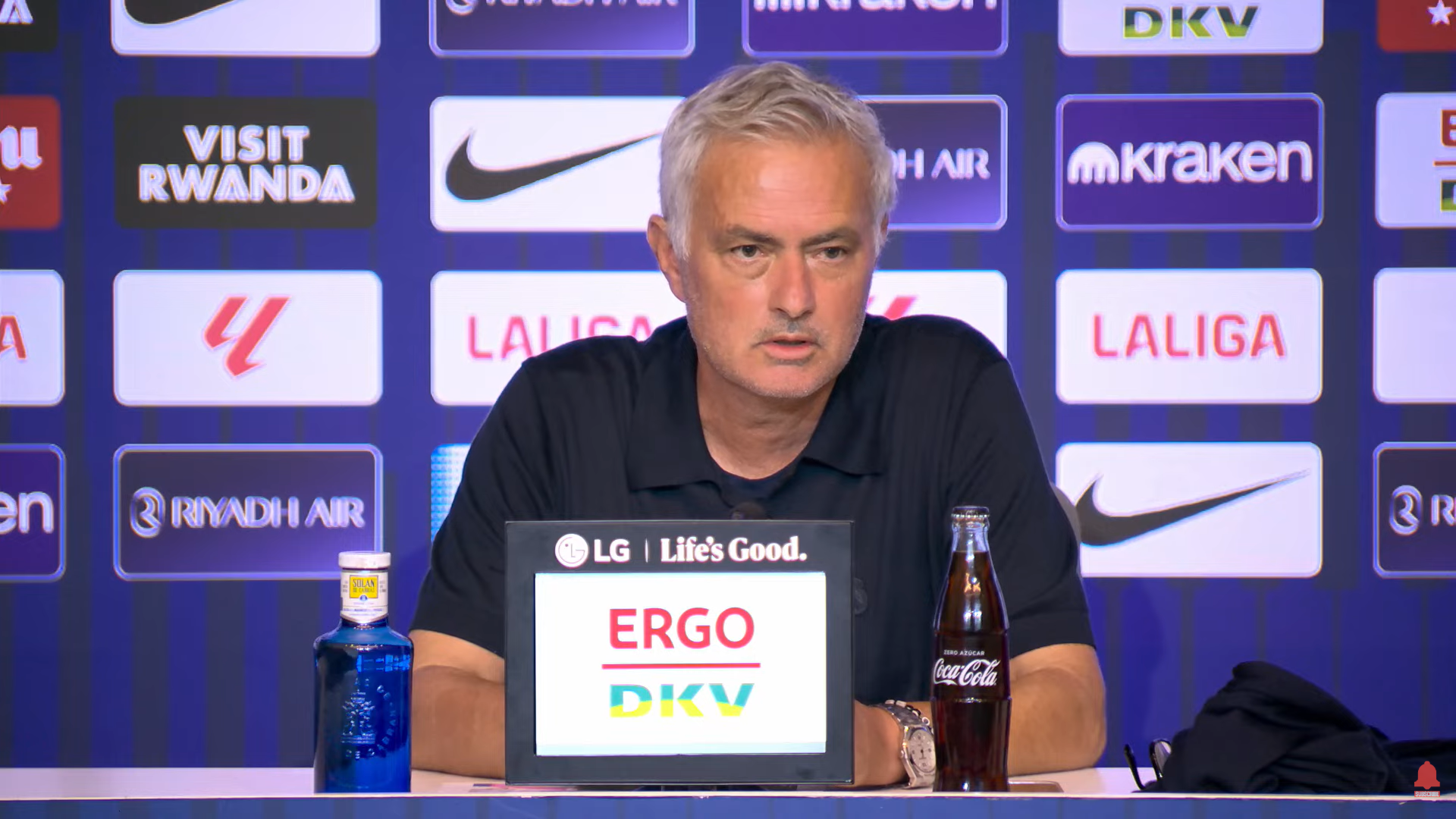José Mourinho, enfadado en sala de prensa