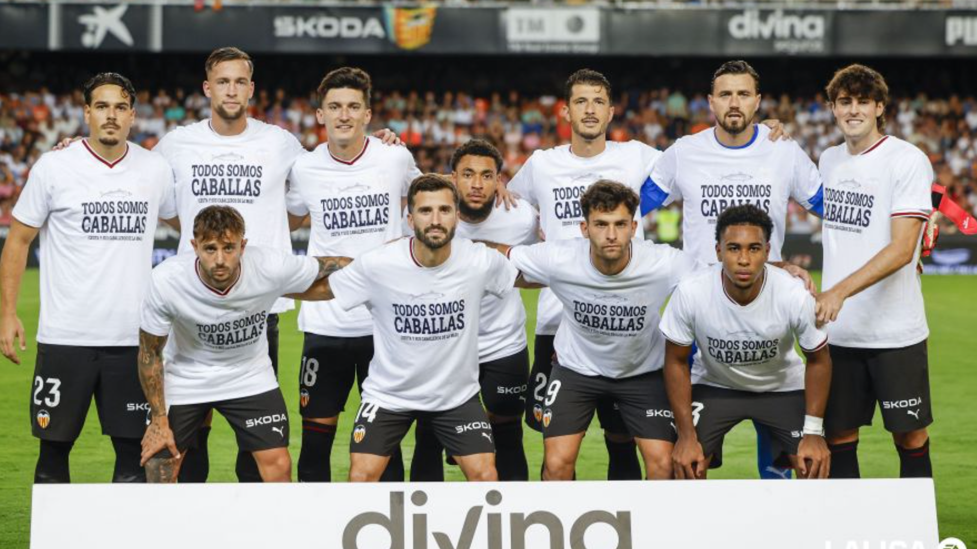 Once titular del Valencia CF en Mestalla