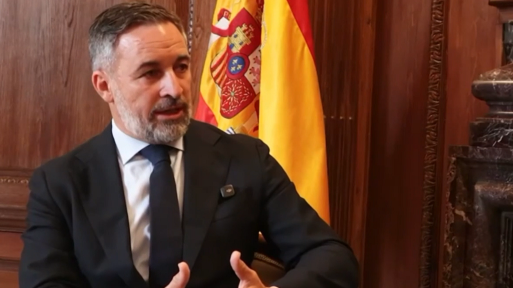 Santiago Abascal critica al ministro Óscar López por llamar a los jueces "lobos solitarios": "Los ha llamado terroristas"
