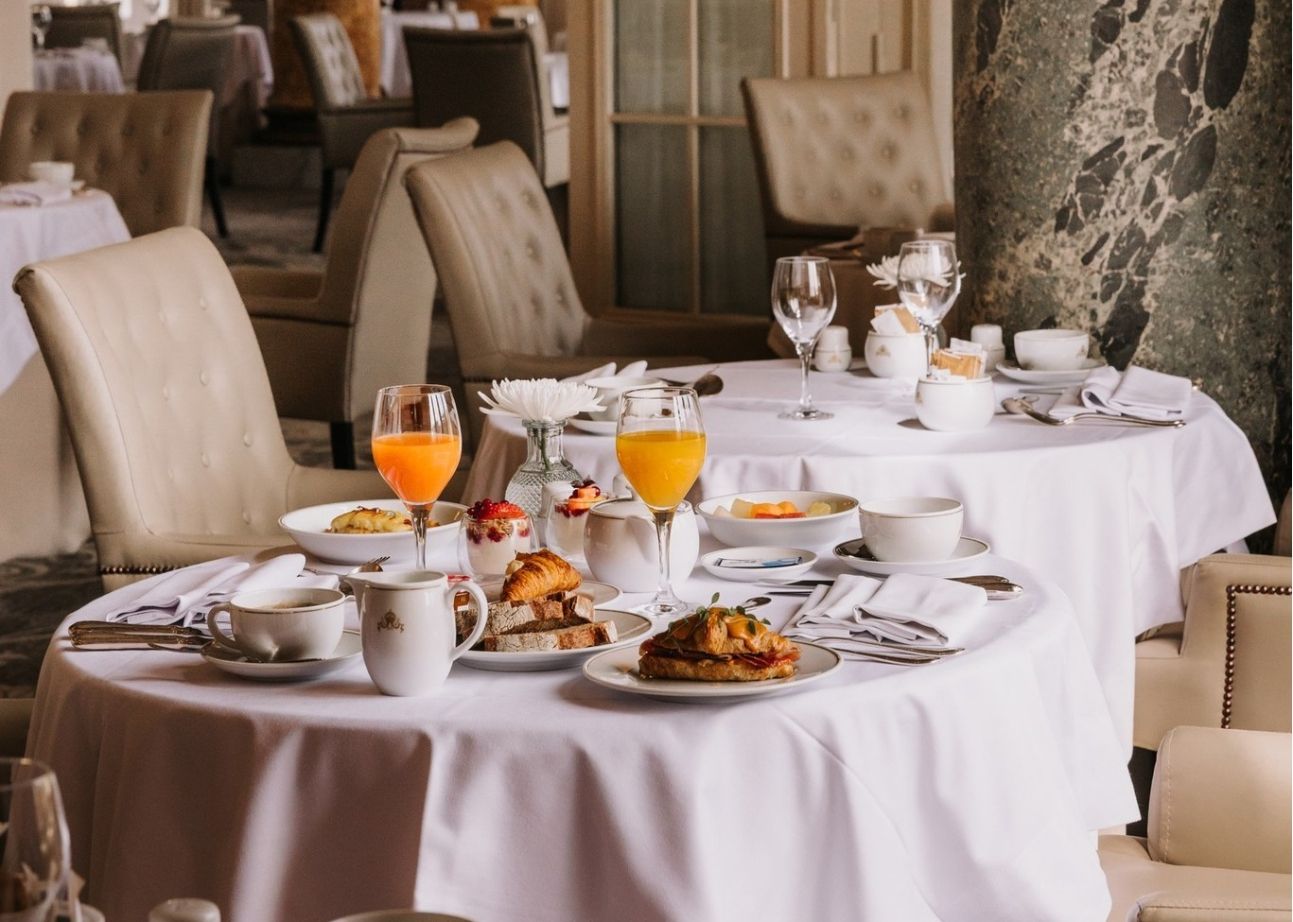 Desayuno en el hotel María Cristina