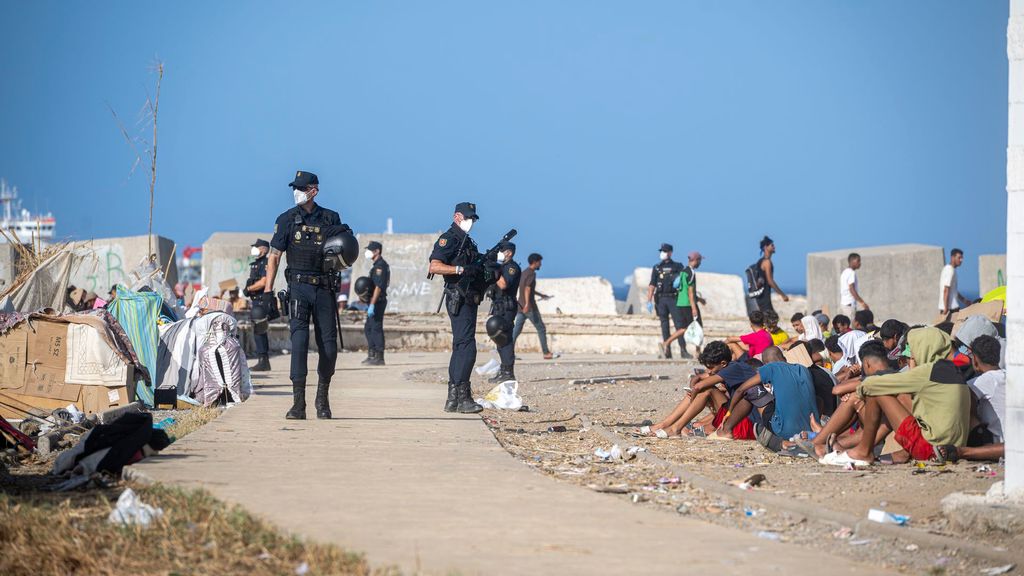 Detenidos dos migrantes en Ceuta por agredir sexualmente en el Trampolín a una menor de 17 años que entró a Ceuta en julio